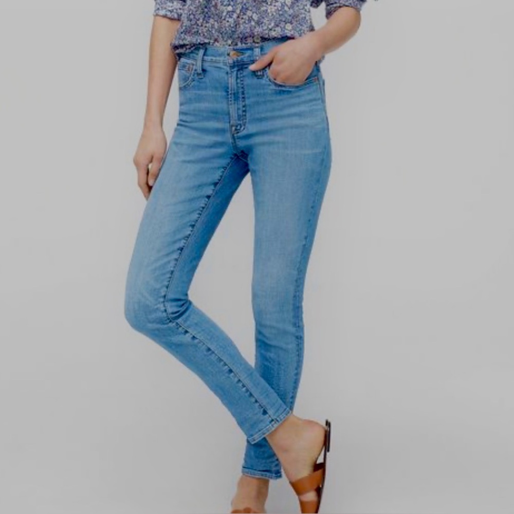 J Crew Women’s 9” High Rise Toothpick Blue Jeans
